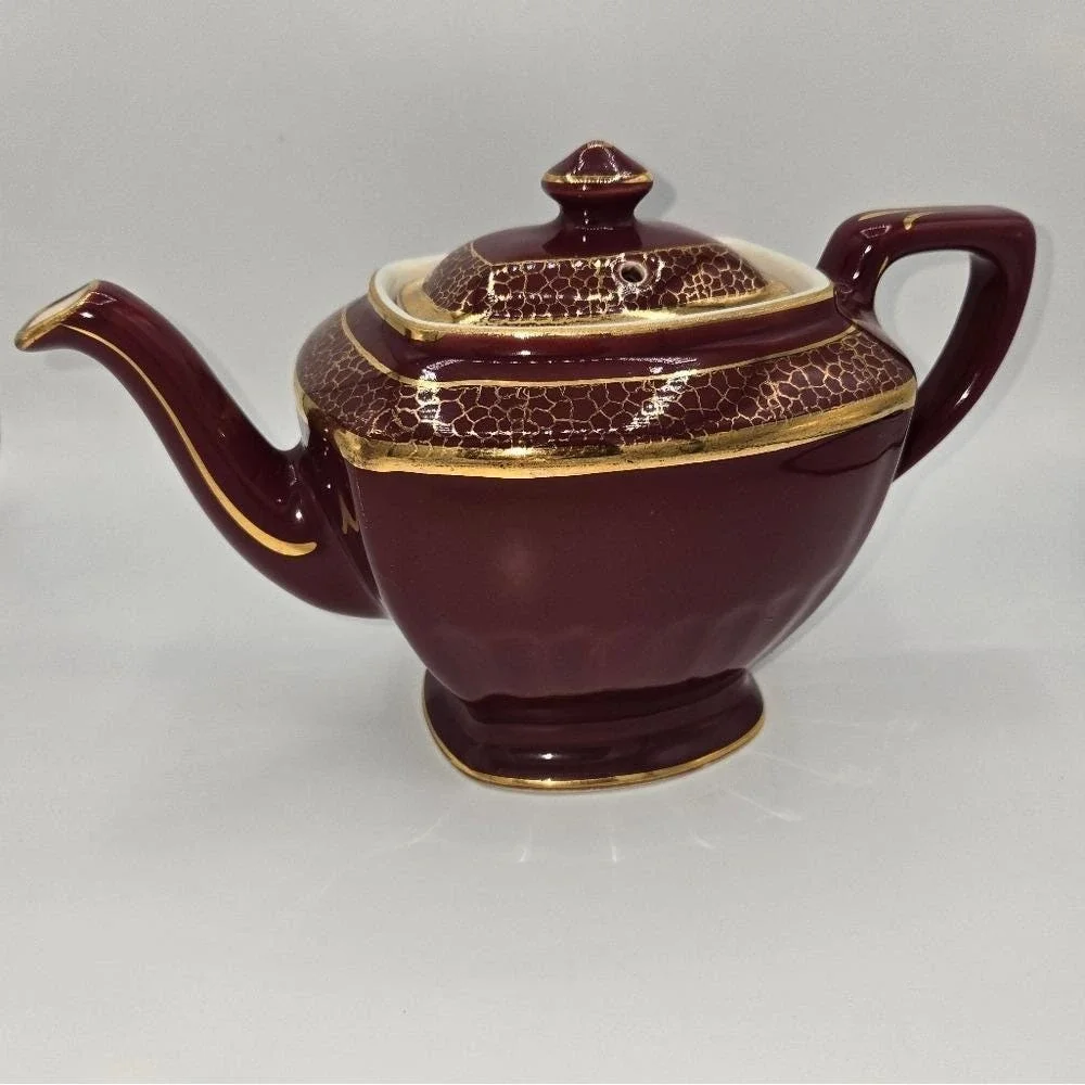 Vintage Hall China Maroon‎ Gold Crackle Teapot 0113 6 Cup Ceramic Made in USA